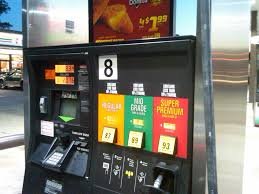 Le prix de l'essence à la hausse à Québec