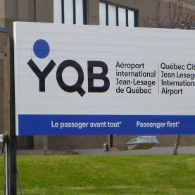 Desserte aérienne à Québec: l'administration aéroportuaire écorchée