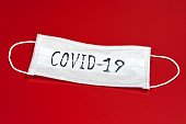 COVID-19: Le Québec a atteint aujourd'hui le cap des 300 000 infections depuis le début de la pandémie