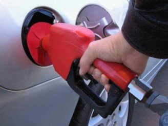 Hausse du prix de l'essence à Québec