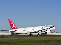 UN AVION DE LA TURKISH AIRLINES EN ROUTE POUR NEW-YORK FAIT UN ARRÊT D'URGENCE À QUÉBEC