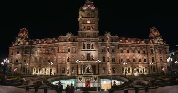 Mario Roy se lance dans la course à la chefferie du PLQ